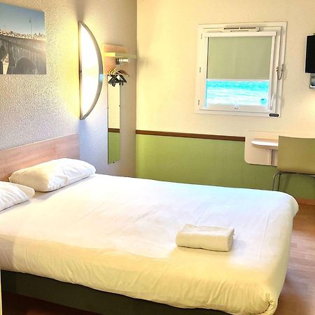 Hotel Ibis Budget Cosne Sur Loire Exterior foto