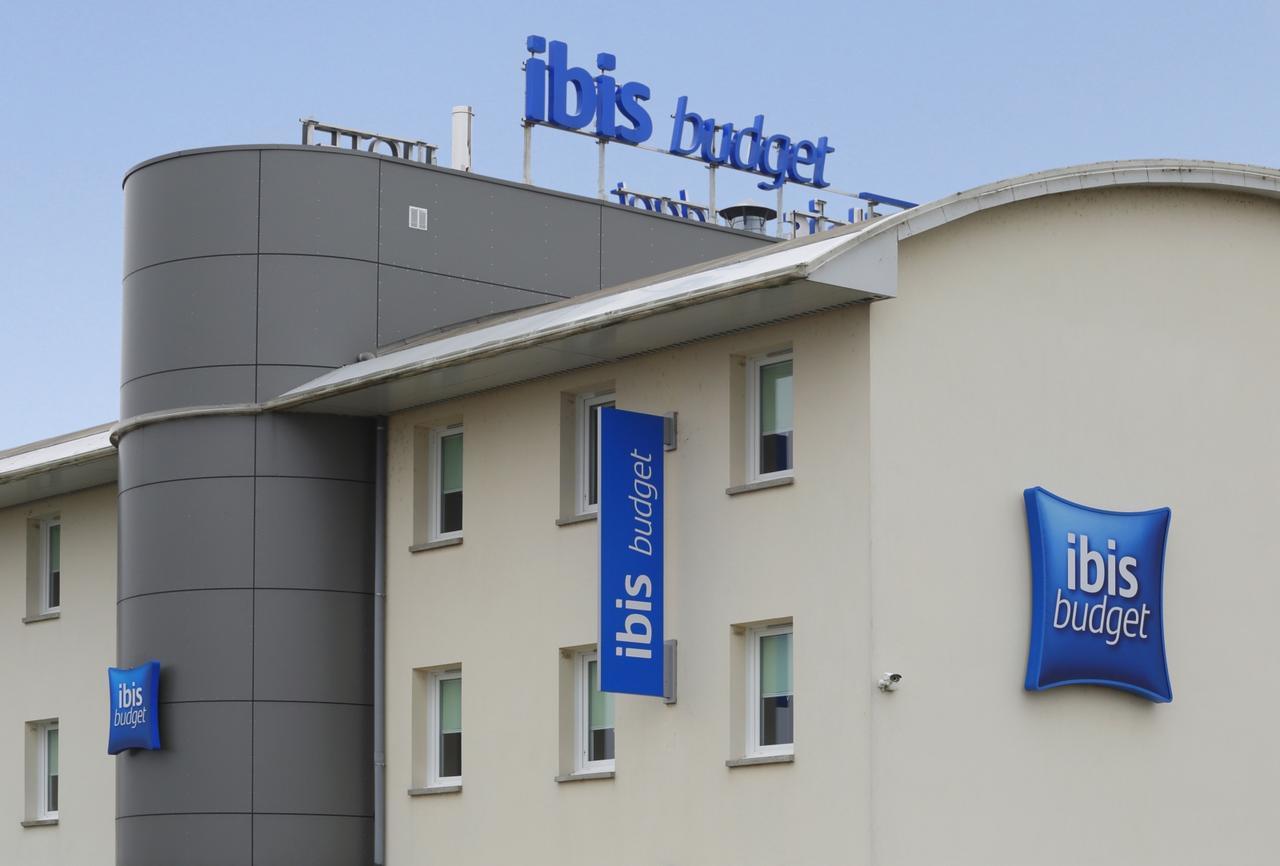 Hotel Ibis Budget Cosne Sur Loire Exterior foto
