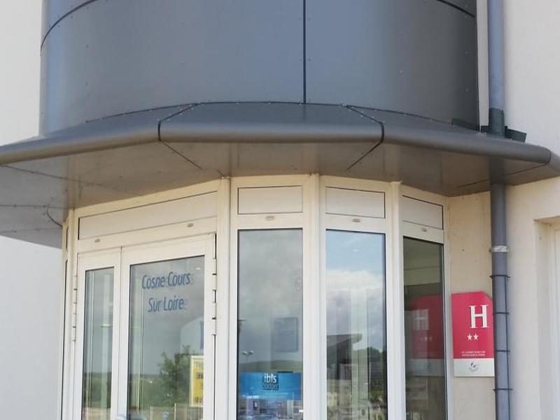Hotel Ibis Budget Cosne Sur Loire Exterior foto